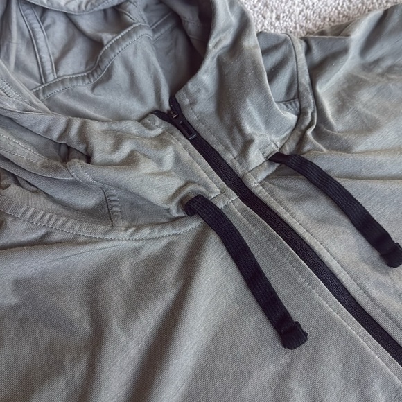 Adidas Men’s Hooded Jacket - Picture 3 of 6